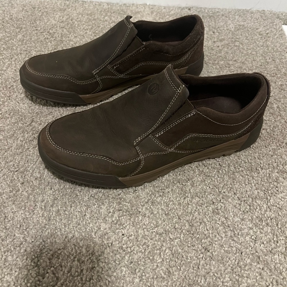 Merrell Select Grip Espresso/ brown slide on men’s size 9.5